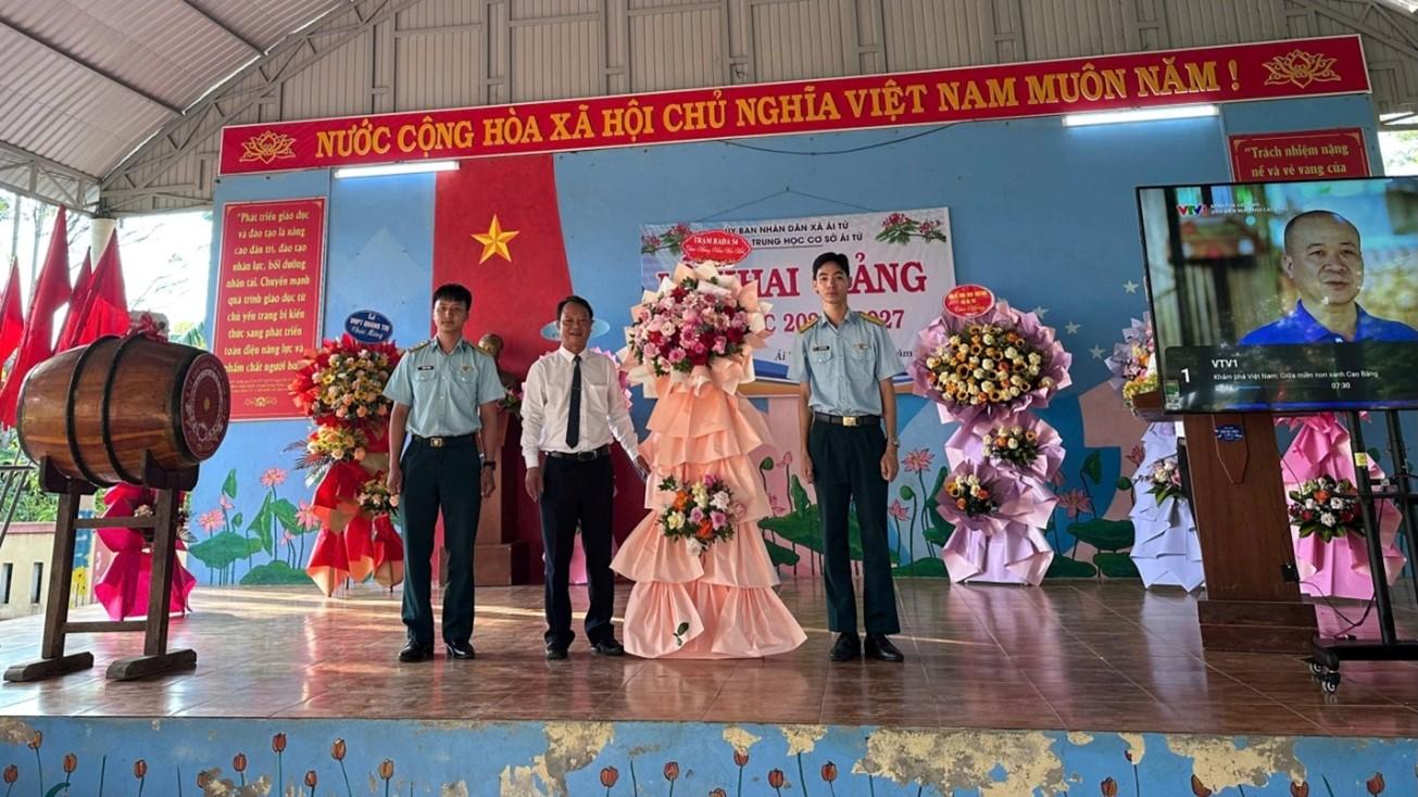 TRẠM RA ĐA 54 THAM DỰ LỄ KHAI GIẢNG NĂM HỌC 2026 - 2027 TẠI CÁC TRƯỜNG TRÊN ĐỊA BÀN”